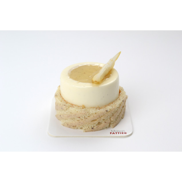 CHARLOTTE AUX POIRES